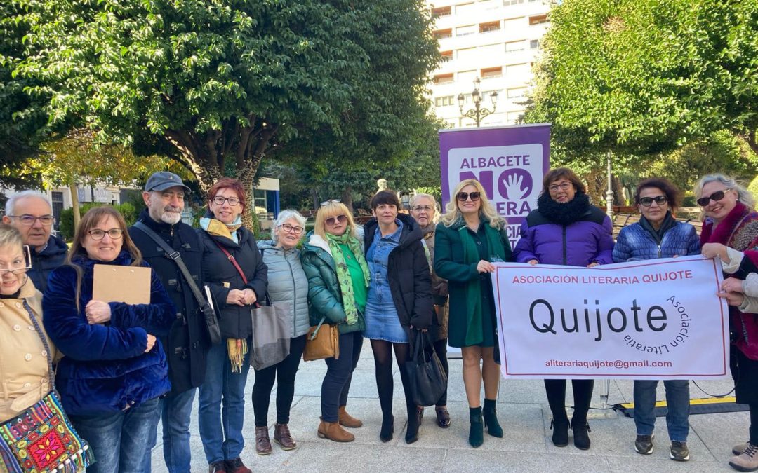 Acto literario contra la violencia de género