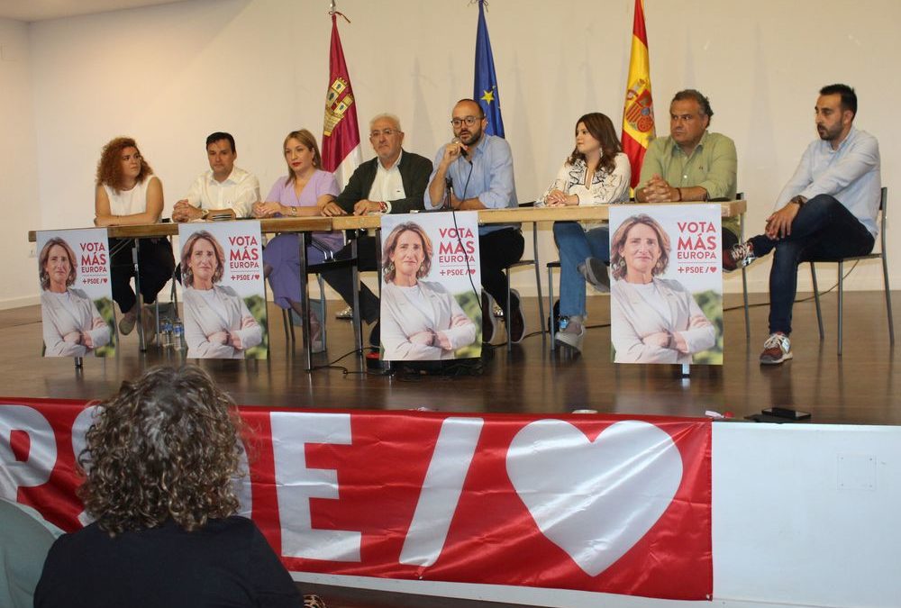 El PSOE de Albacete defiende, desde Casas de Lázaro, el proyecto europeo para mejorar la vida en el mundo rural